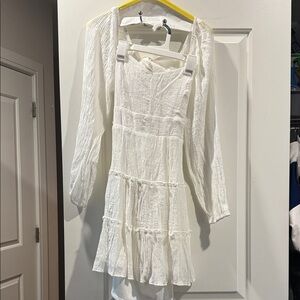 White Long Sleeve Dress with Double Bow Back